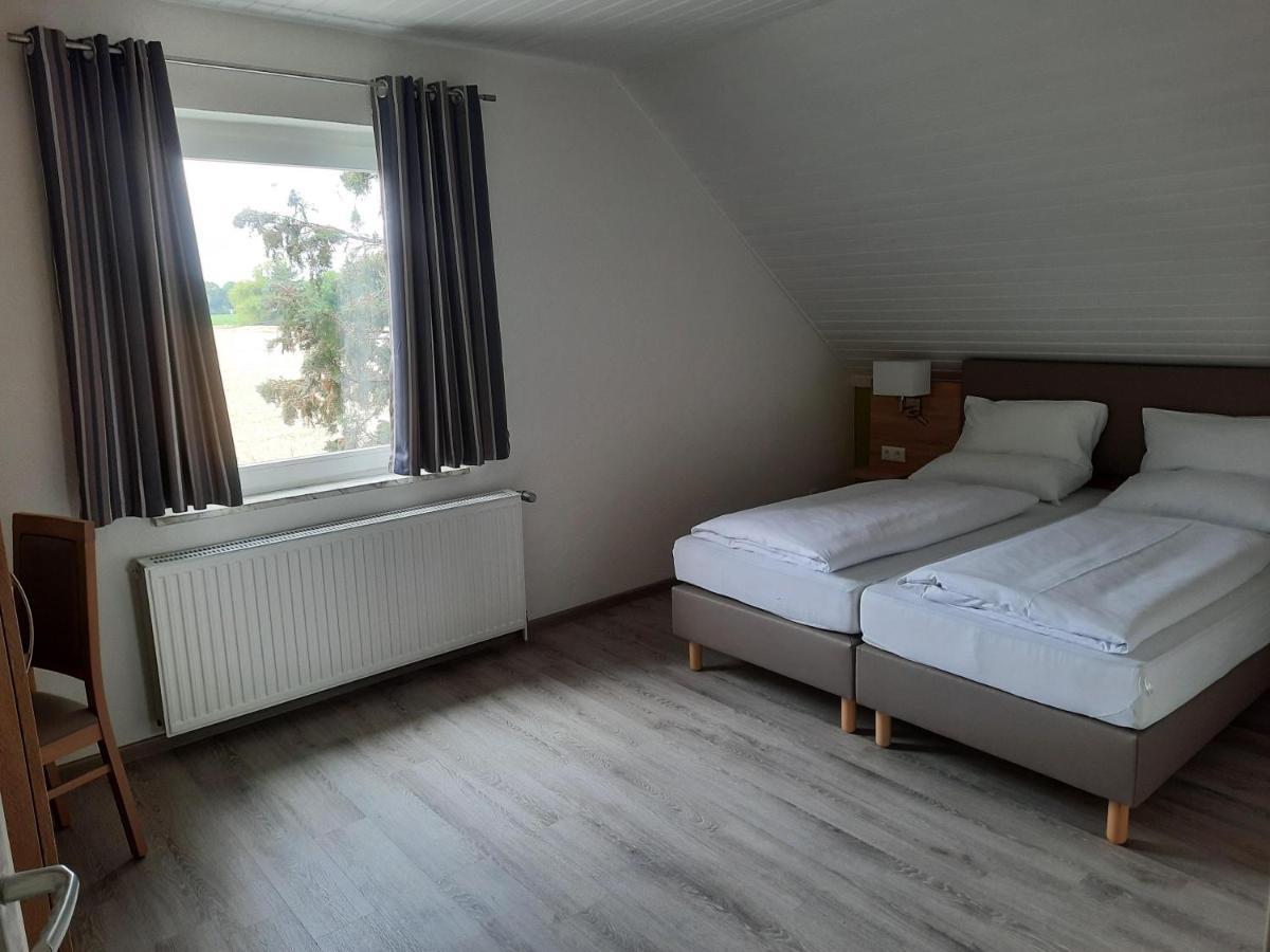 Hotel Zur Erholung & Restaurant Amme'S Landhaus Eicklingen Dış mekan fotoğraf