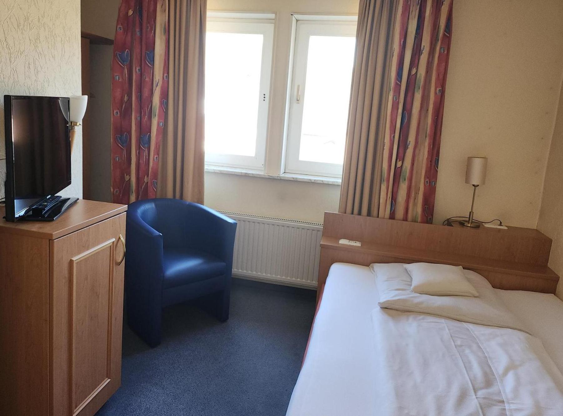 Hotel Zur Erholung & Restaurant Amme'S Landhaus Eicklingen Dış mekan fotoğraf
